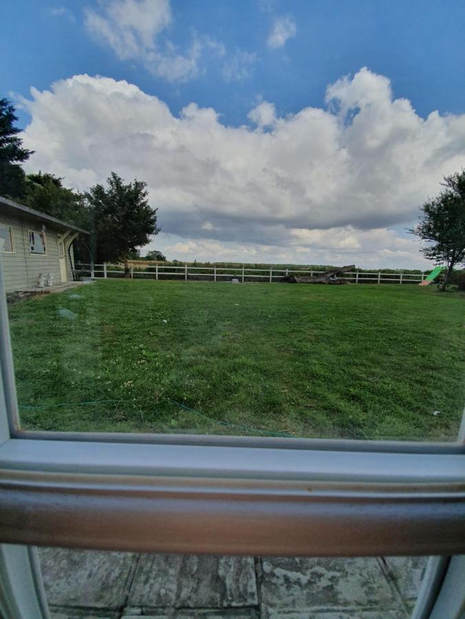 Old Thatch Bambers Green Takeley Exterior photo